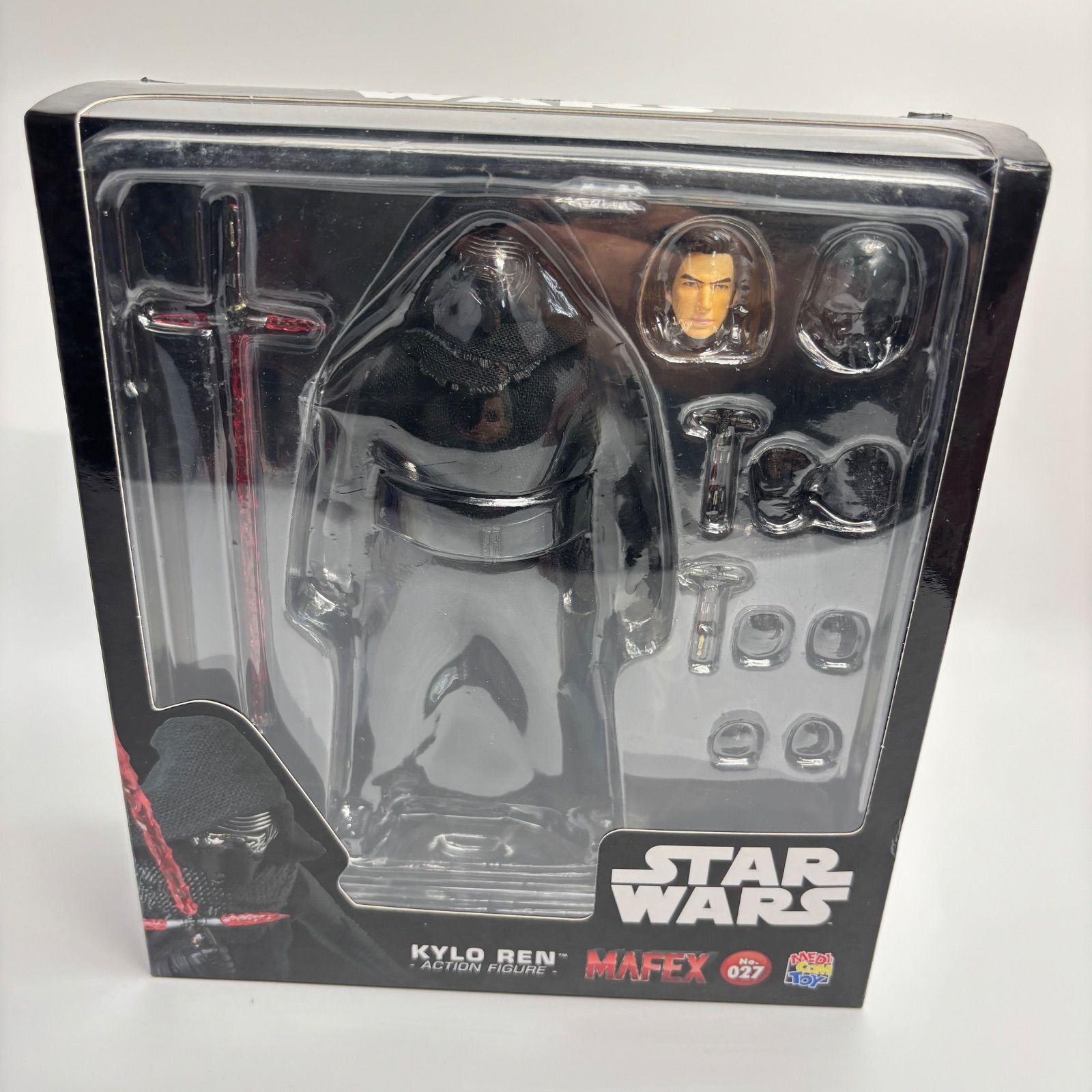 MAFEX マフェックス KYLO REN カイロ・レン フィギュア スター