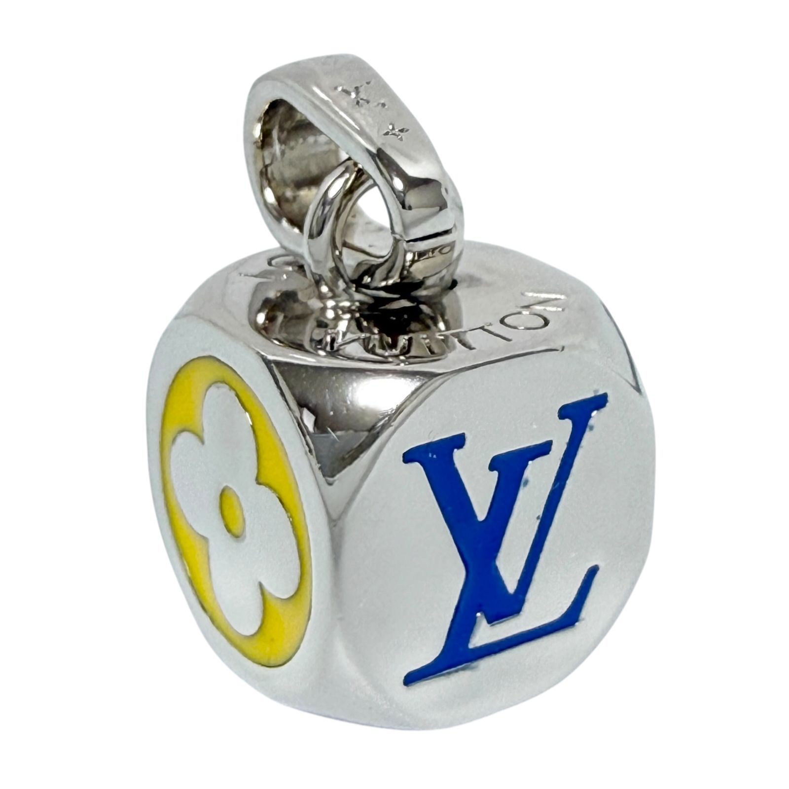 ルイヴィトン　メンズ　ペンダント　トップ　チャーム　LV　ダイス　シルバー色