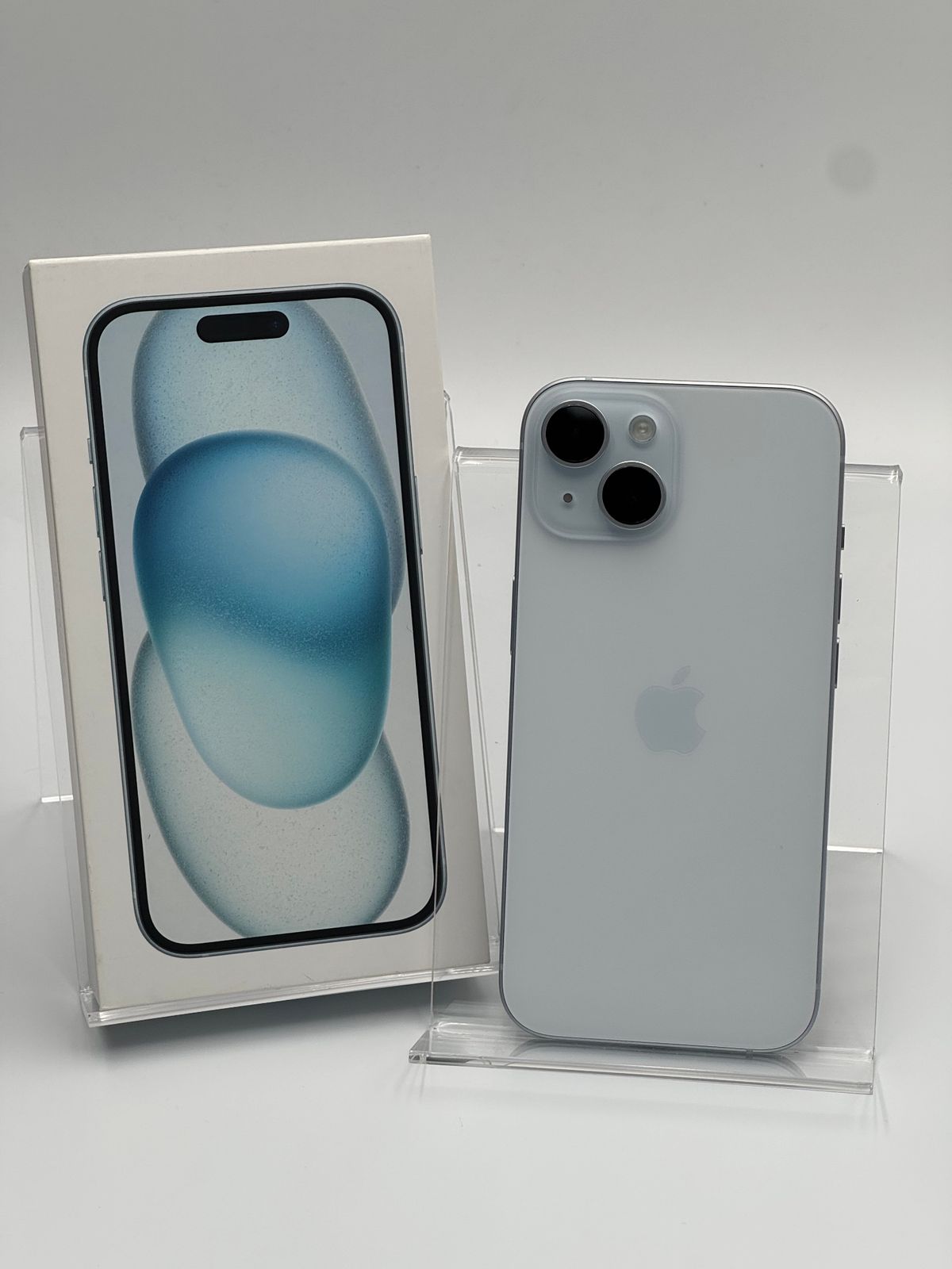 箱付き中古A】iPhone 15 128GB ブルー バッテリー【87%】 SIMフリー 白