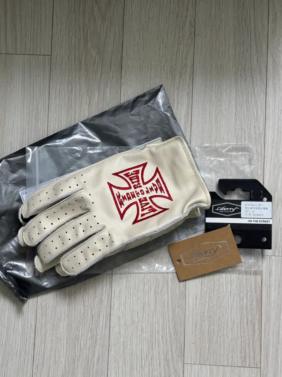 LIBERTY 046 エンブロイダリー サマー グローブ XL