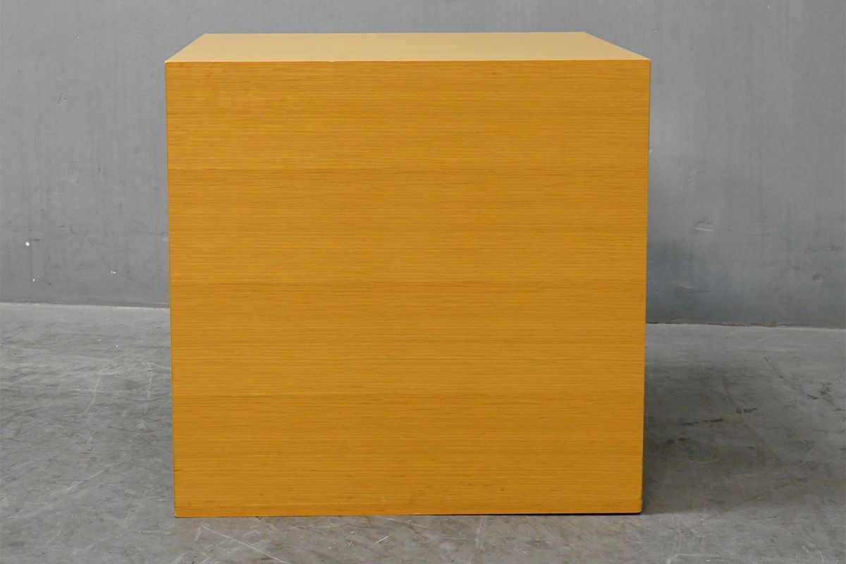 Cassina ixc.(カッシーナ・イクスシー) CATHERINE MEMMI(カトリーヌ