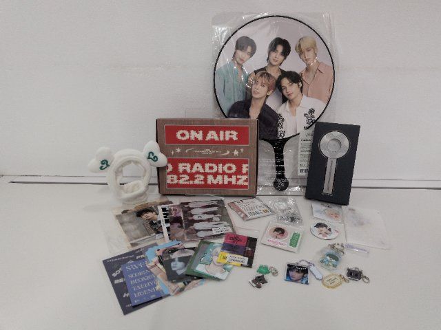 TOMORROW X TOGETHER グッズセット TXT 7,500円
