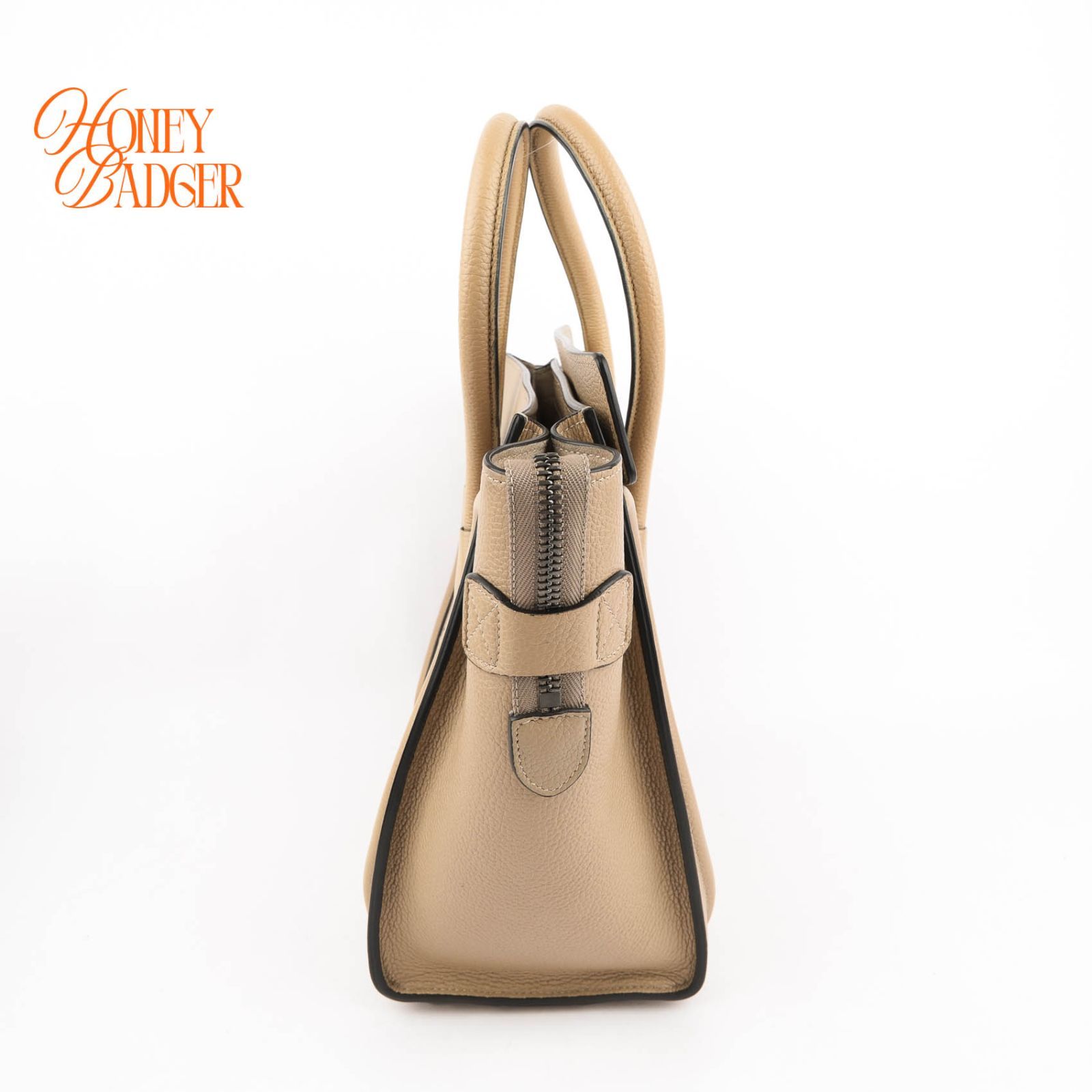 極美品・人気定番色】セリーヌ CELINE ラゲージ ナノショッパー ナノ 