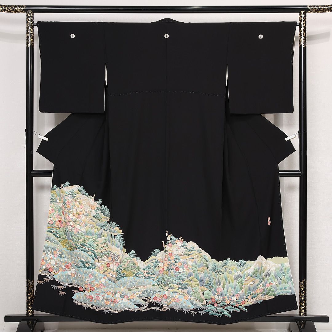 黒留袖 袷 身丈152cm 裄丈65cm 正絹 Sランク 五つ紋 (向かい蝶) フォーマル 広衿 Sサイズ 加賀友禅 比翼 落款 証紙 茶屋辻 黒系 M4 1213-06824