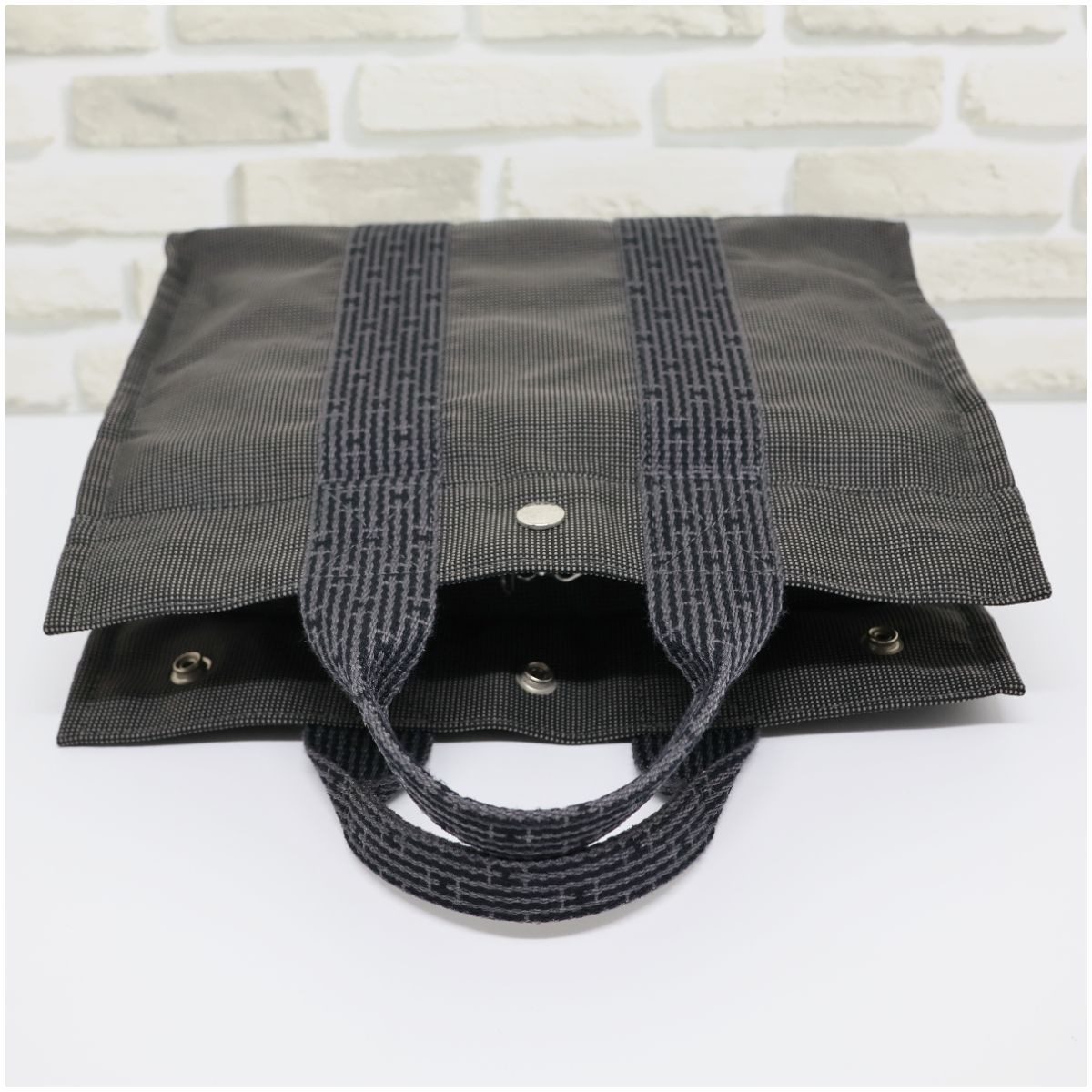 極美品・エルメス エールライン トートPM グレー ハンドバッグ　新型 ≪極美品≫HERMES エルメス 新型エールライン PM グレー キャンバス