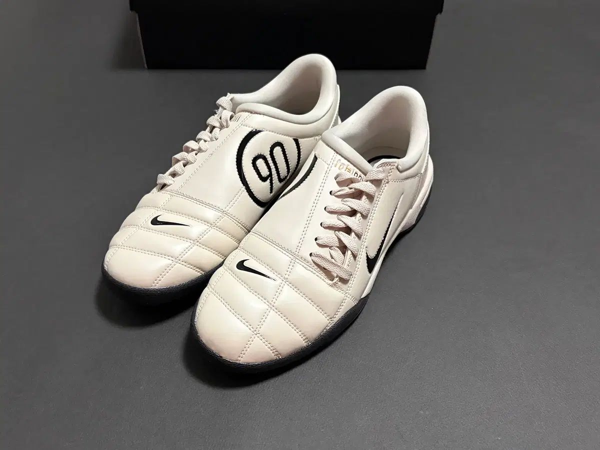 265 NIKE ナイキ トータル 90 3 SP ライト オアウッド ブラウン ブラック