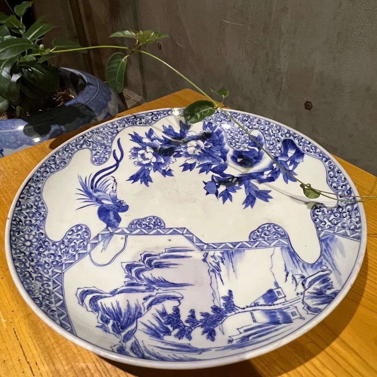 江戸時代後期　古伊万里　鳳凰／牡丹唐草／窓絵　大皿・飾り皿