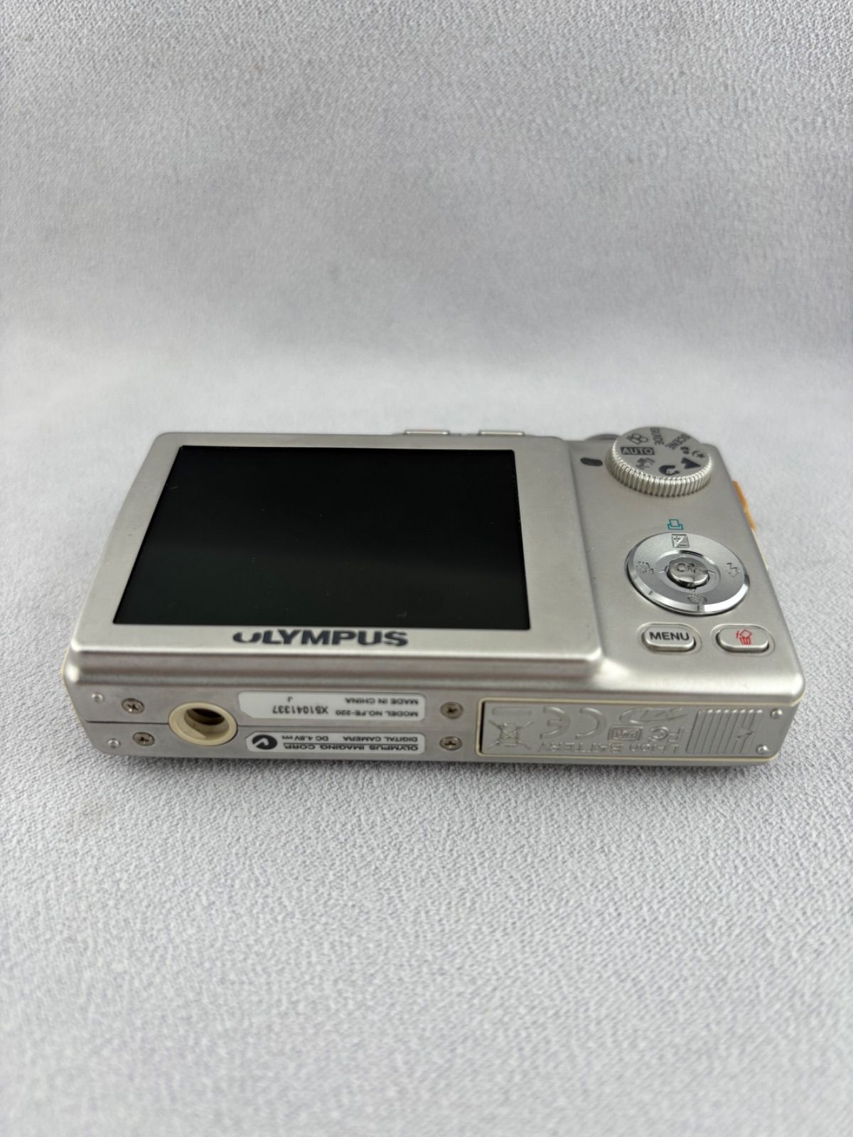 543【動作確認済み】 OLYMPUS CAMEDIA FE-220 シルバー オリンパス