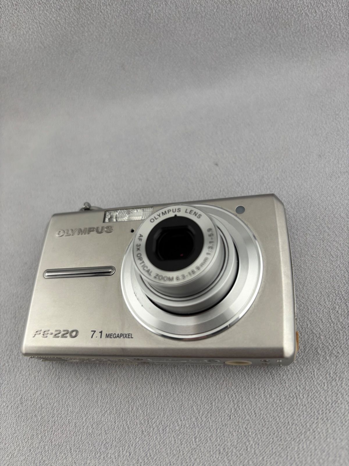 543【動作確認済み】 OLYMPUS CAMEDIA FE-220 シルバー オリンパス