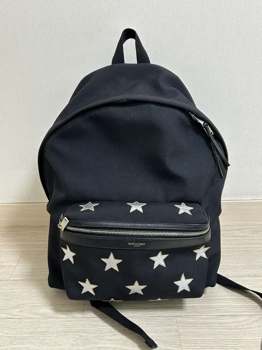 Saint Laurent サンローラン スター バックパック 68,914円