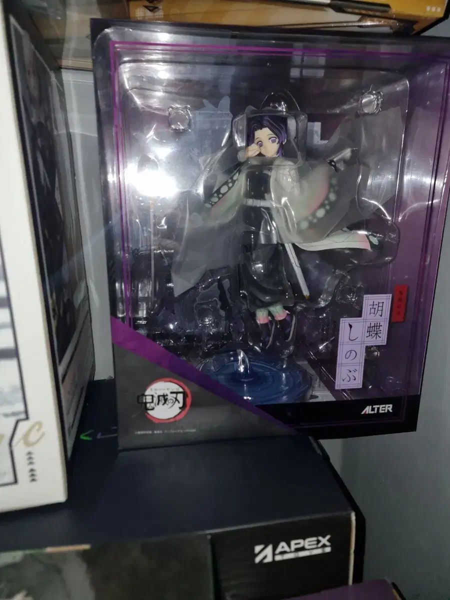 送料込み27)アルター 鬼滅の刃 胡蝶しのぶ 1/8 フィギュア 未開封