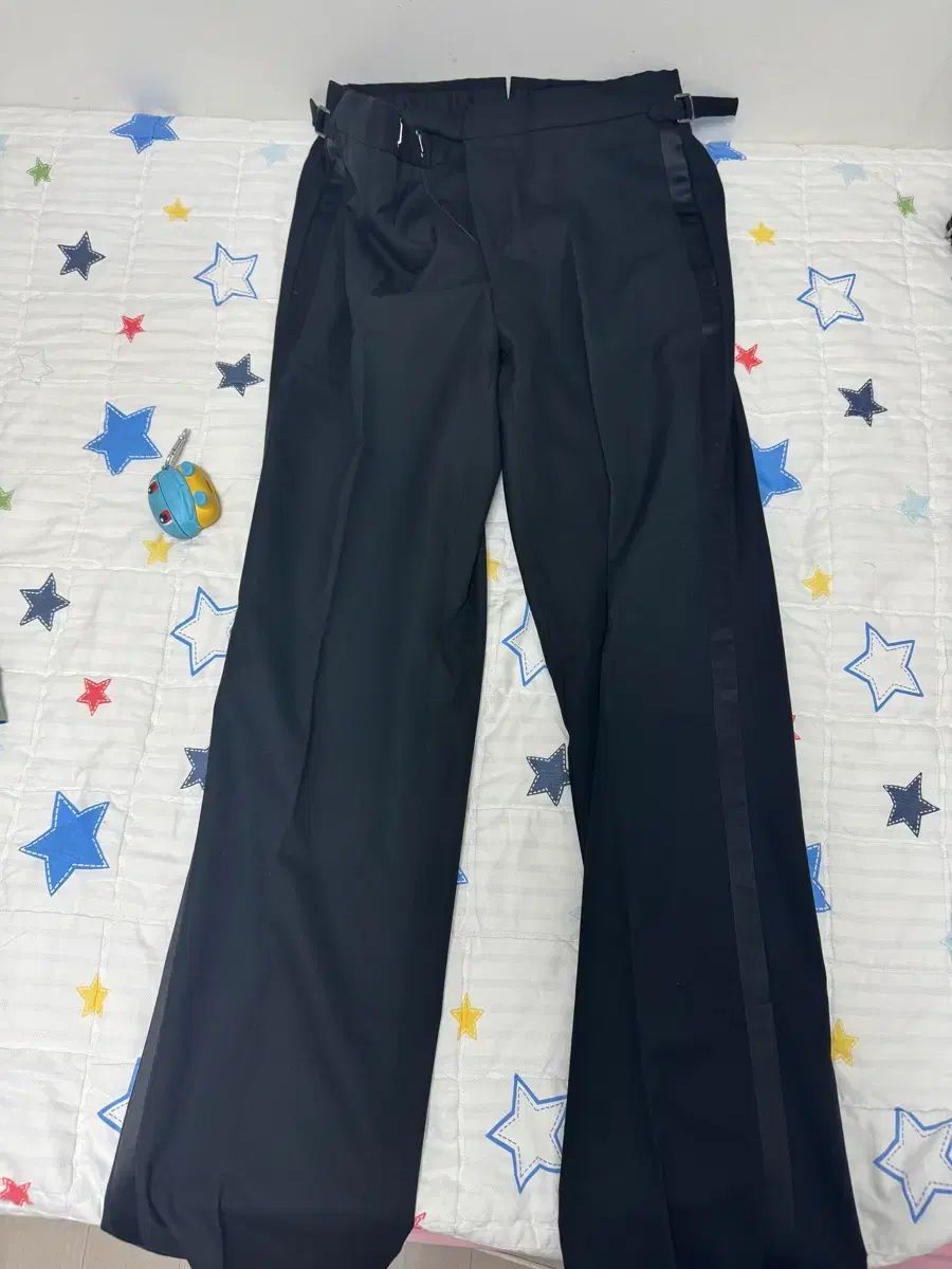 TOM FORD トムフォード ウール LINE スーツ ズボン パンツ 46,020円