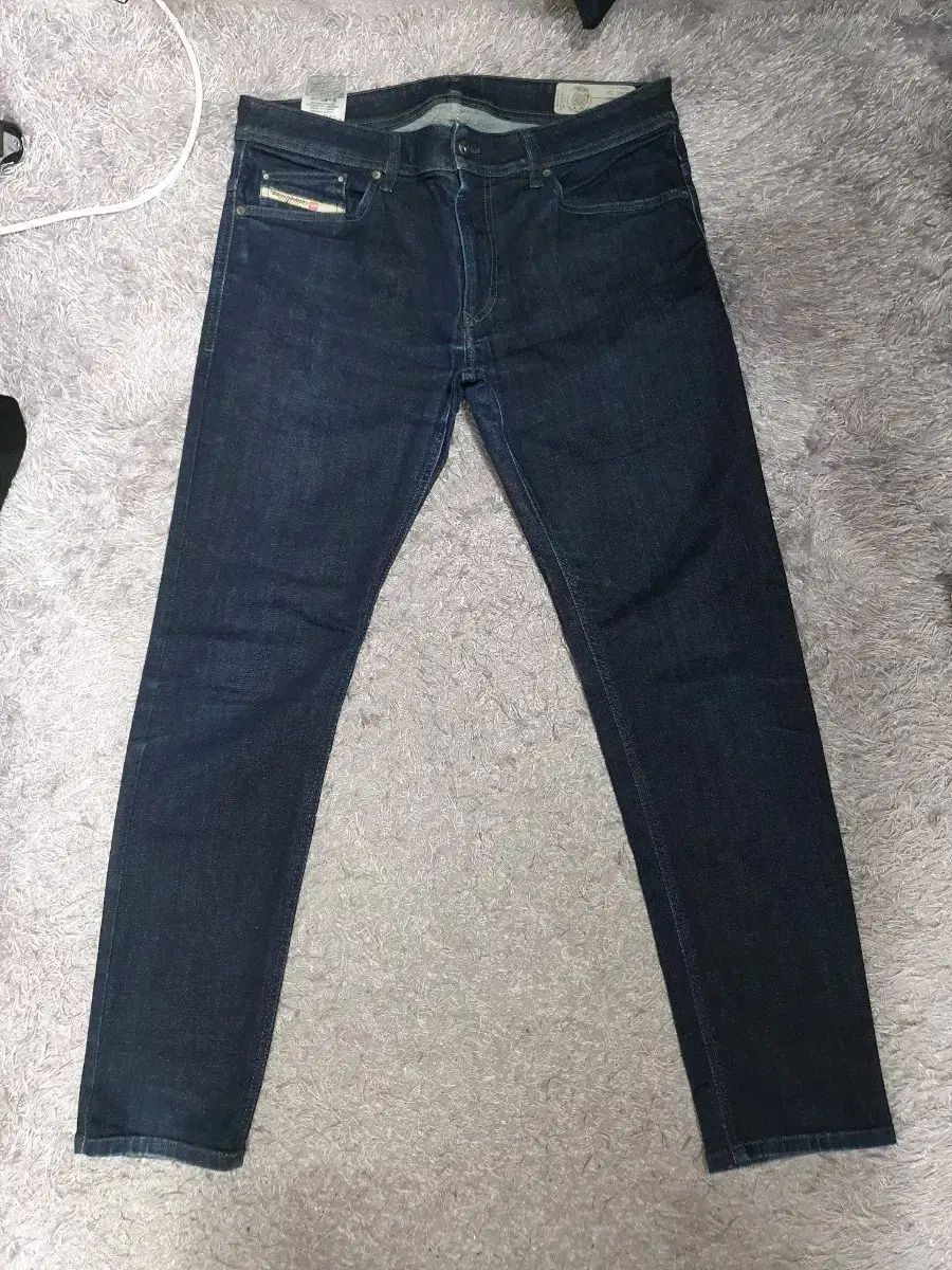 DIESEL デニム ズボン タバ xp デニム パンツ 33 6,650円