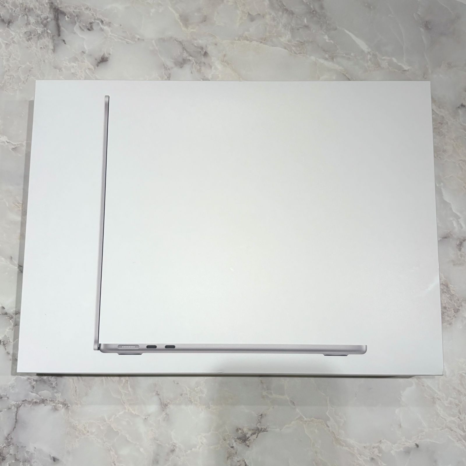 μ【未開封品】MacBook Air 13インチ M5 16GB 512GB CPU10C GPU8C シルバー MDH74J/A