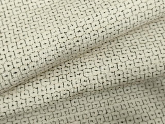 平和屋着物●本場大島紬　白大島　80亀甲　総詰め　正絹　逸品　AABK1756cs