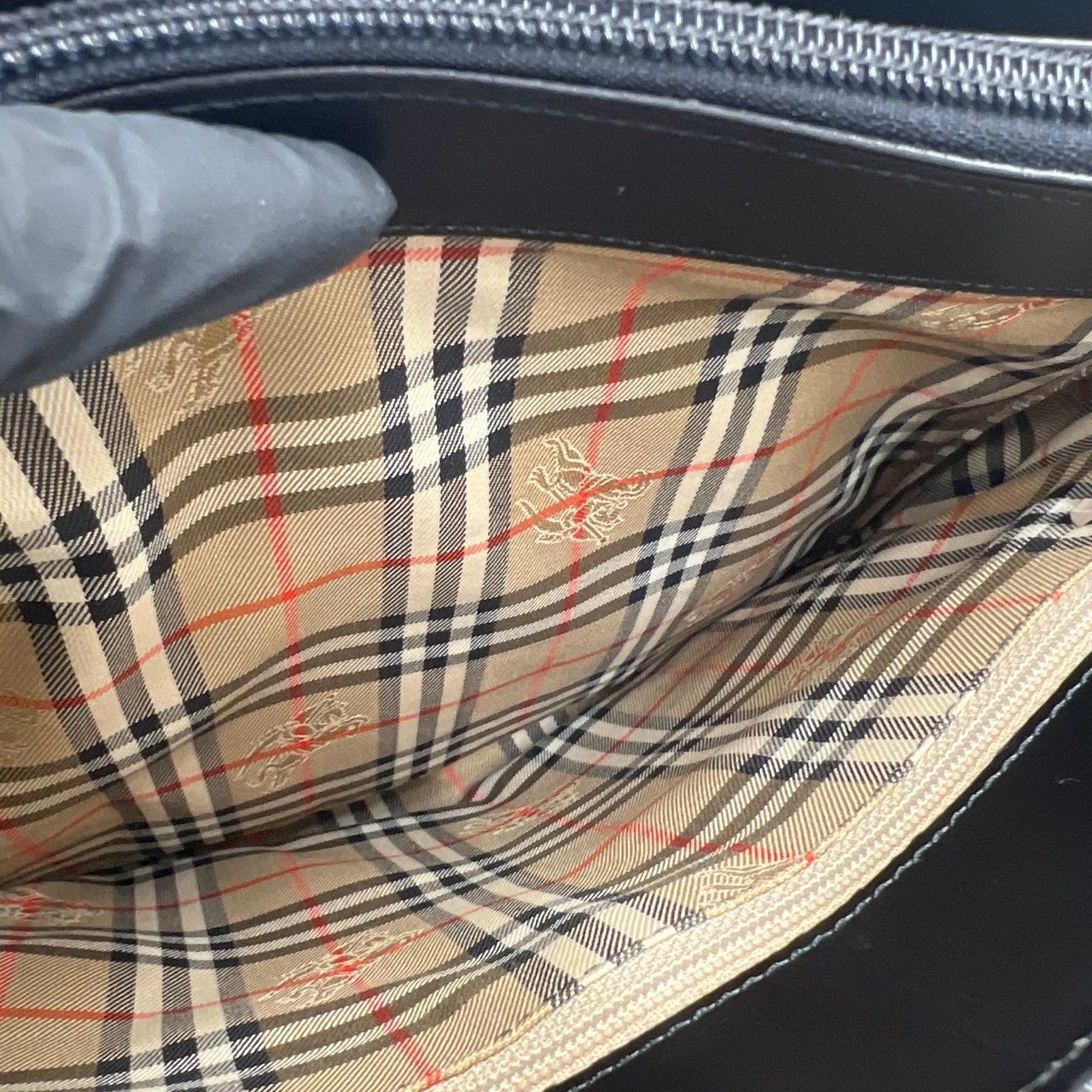 極 美品 希少品 BURBERRY バーバリー ロゴ ノバチェック 柄 レザー 本