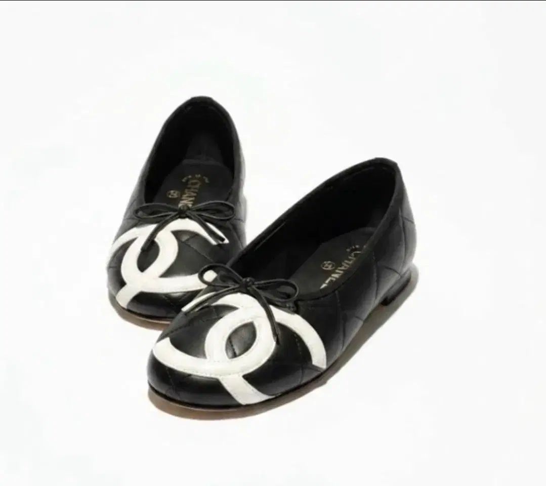 CHANEL カンボン シューズ 37 237,758円