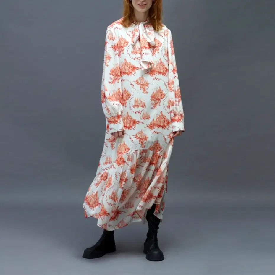 DEWEDEWE キャッスル ONE PIECE フリーサイズ 新品 7,221円
