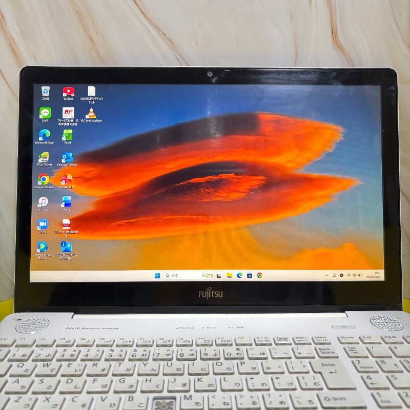 富士通 Core i7 SSD Win11 Office付ノートPC - メルカリ
