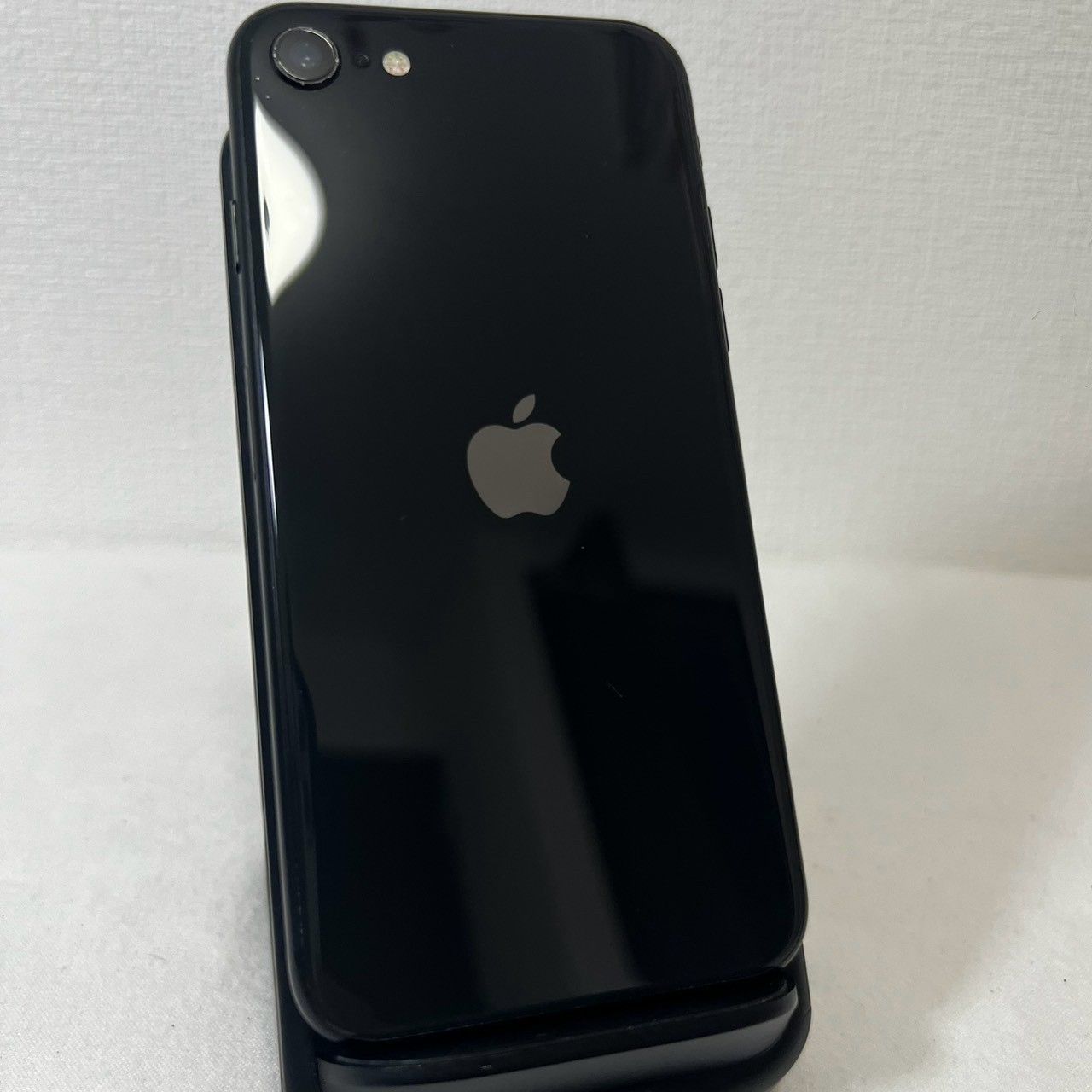Apple iPhone SE 第2世代 64GB ブラック SIMフリー バッテリー91% MHGP3J/A/No.446 12,960円