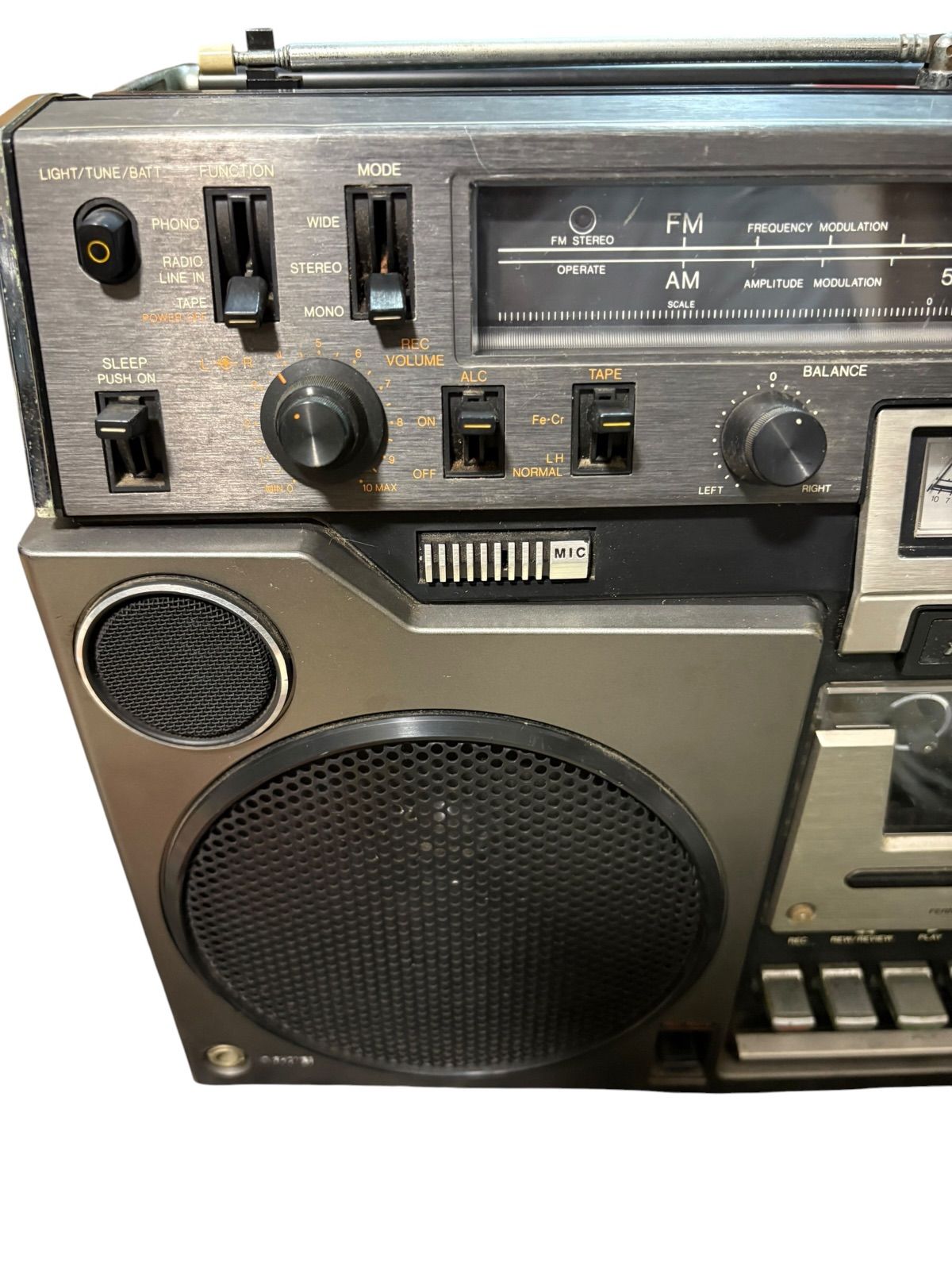通電確認済み】AIWA ラジカセ TPR-820 - メルカリ