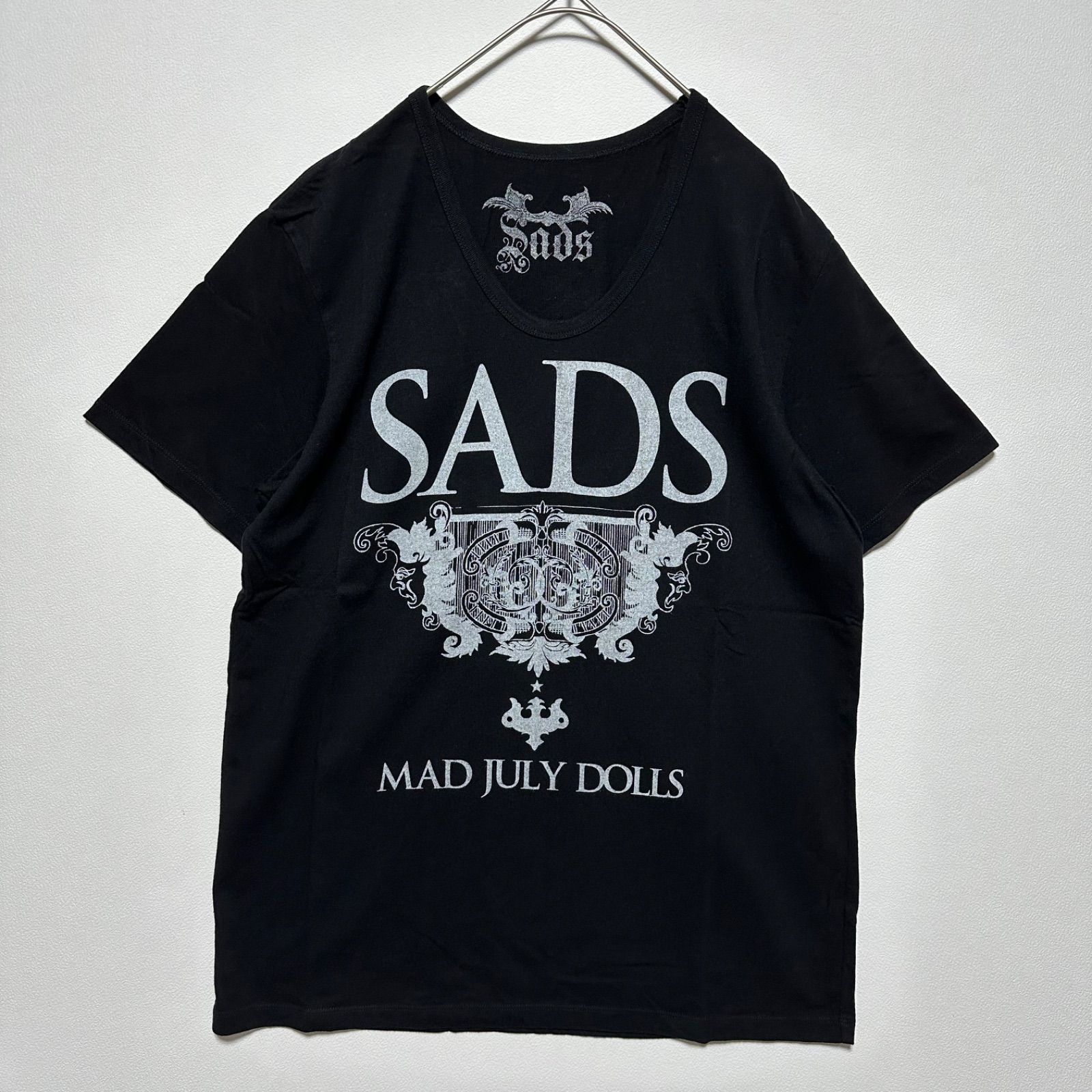 SADS MAD JULY DOLLS 半袖Tシャツ ロックT バンドT プリントT ブラック 黒 メンズ M〜L相当 Uネック タグ欠品 実寸確認