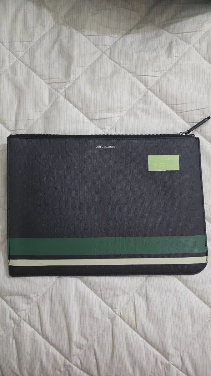 Louis Quatorze クラッチバッグ