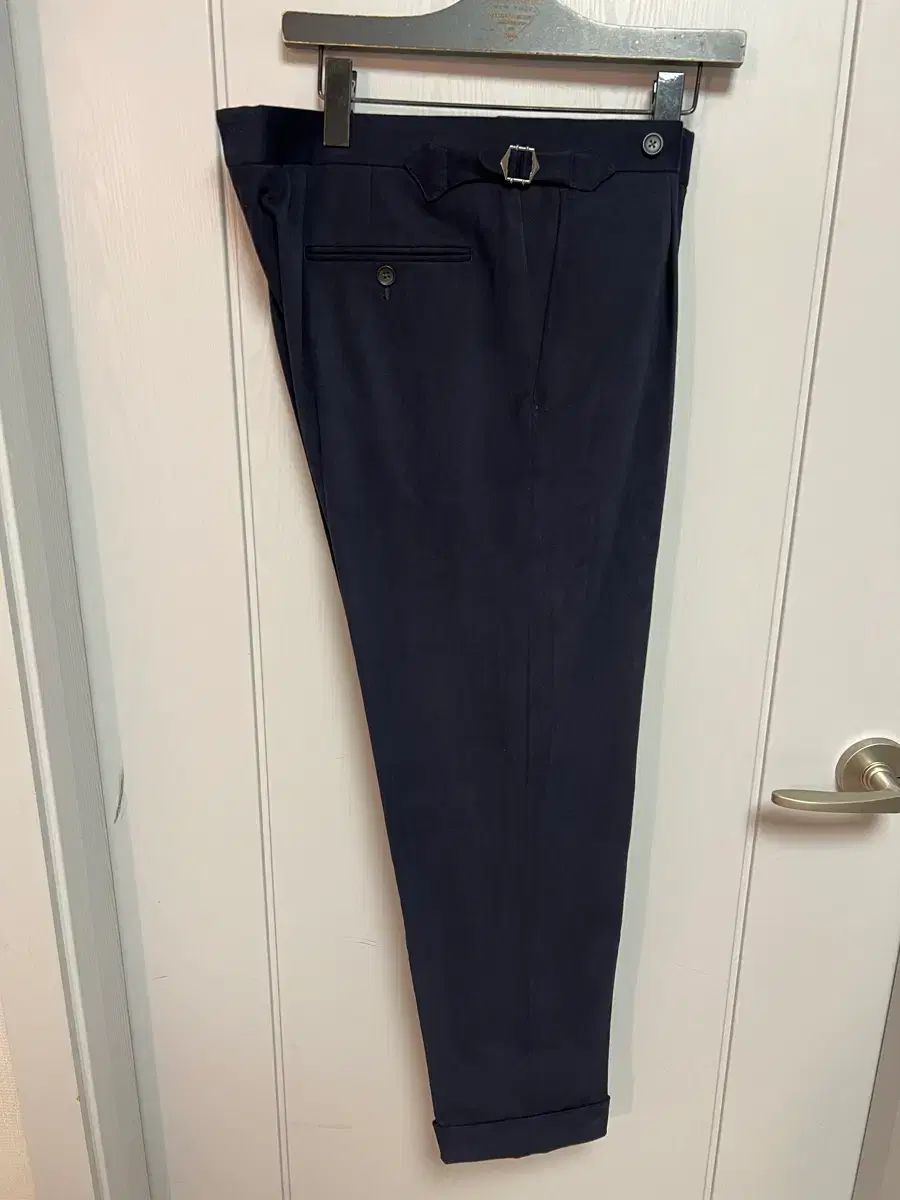 SUITSUPPLY コットン ストレッチ ネイビー パンツ 12,403円