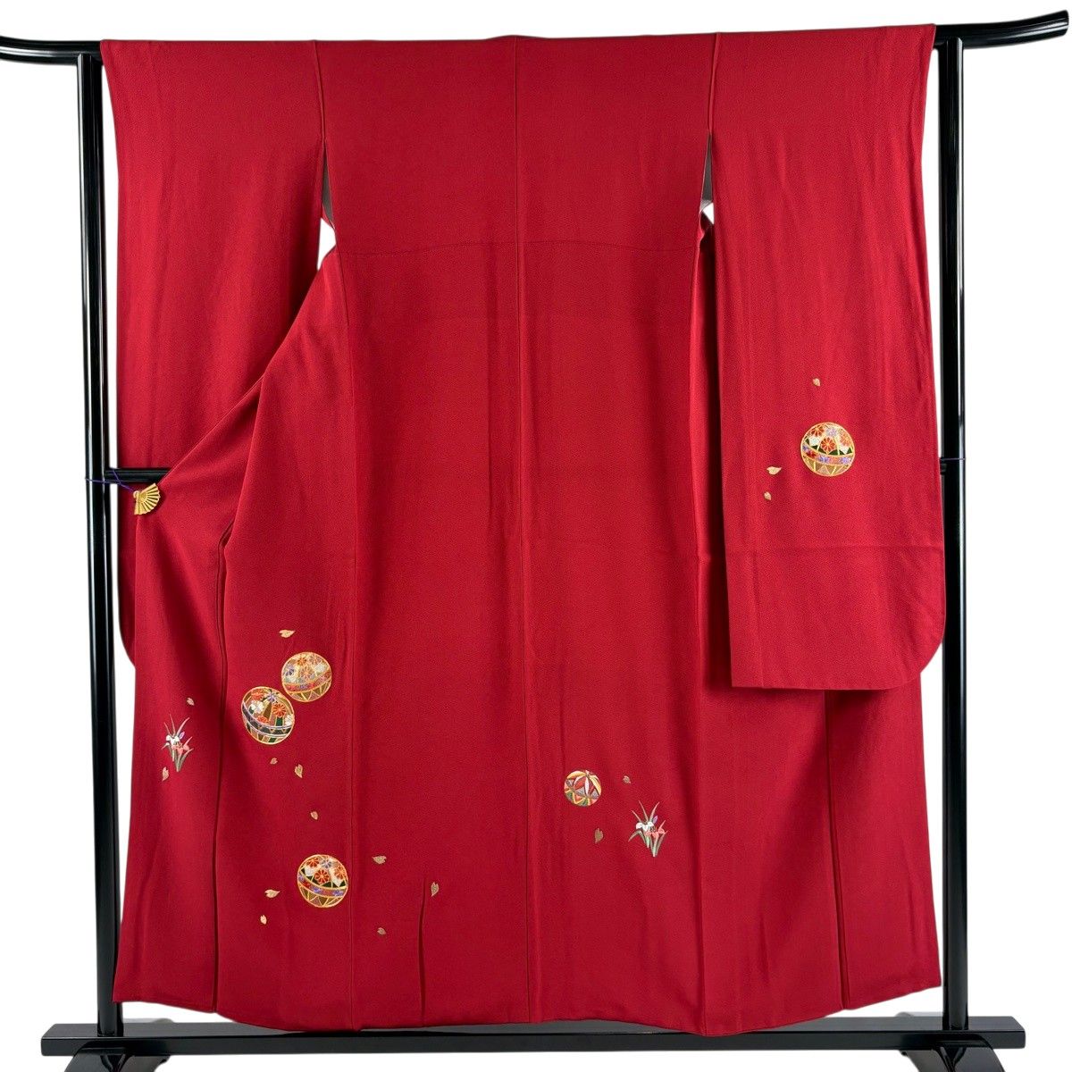 【美品】 振袖 身丈155cm 裄丈60cm S 袷 鞠 草花 金糸 刺繍 赤 正絹 秀品 【中古】 8,614円