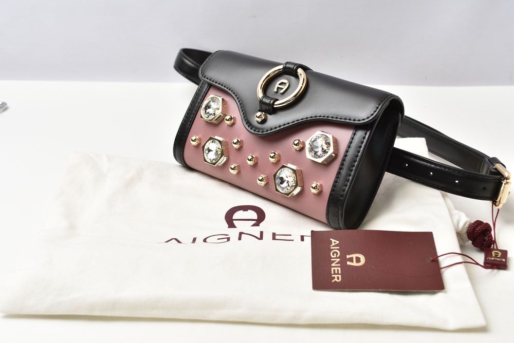アイグナー 美品 ショルダーバッグ ベルトバッグ FIORENTINA 160477-028 レザー ラインストーン AIGNER ブラック/ホワイト【中古】 アイグナー 美品 ショルダーバッグ ベルトバッグ FIORENTINA 160477
