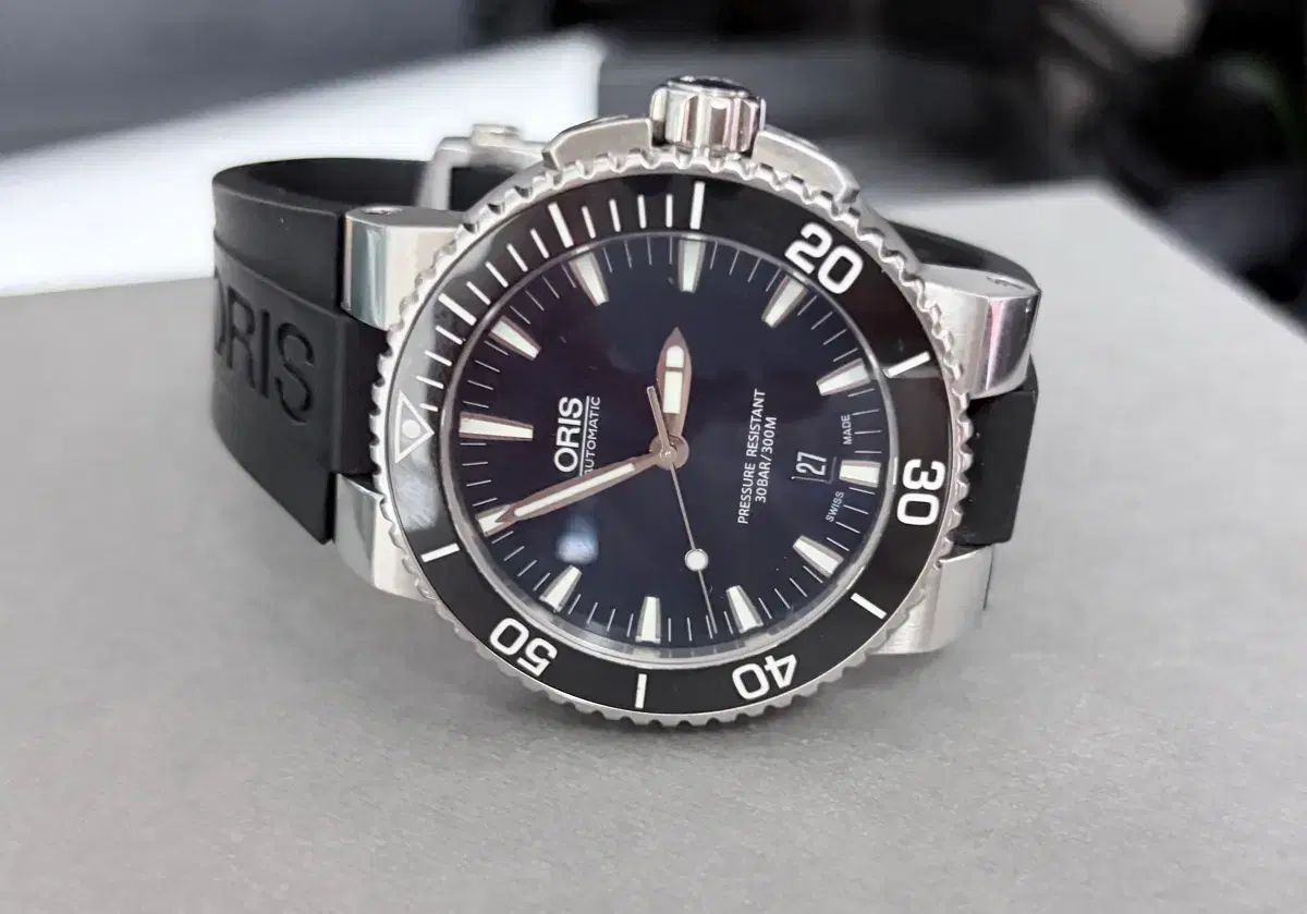 ORIS アクイス デイト 43.5mm