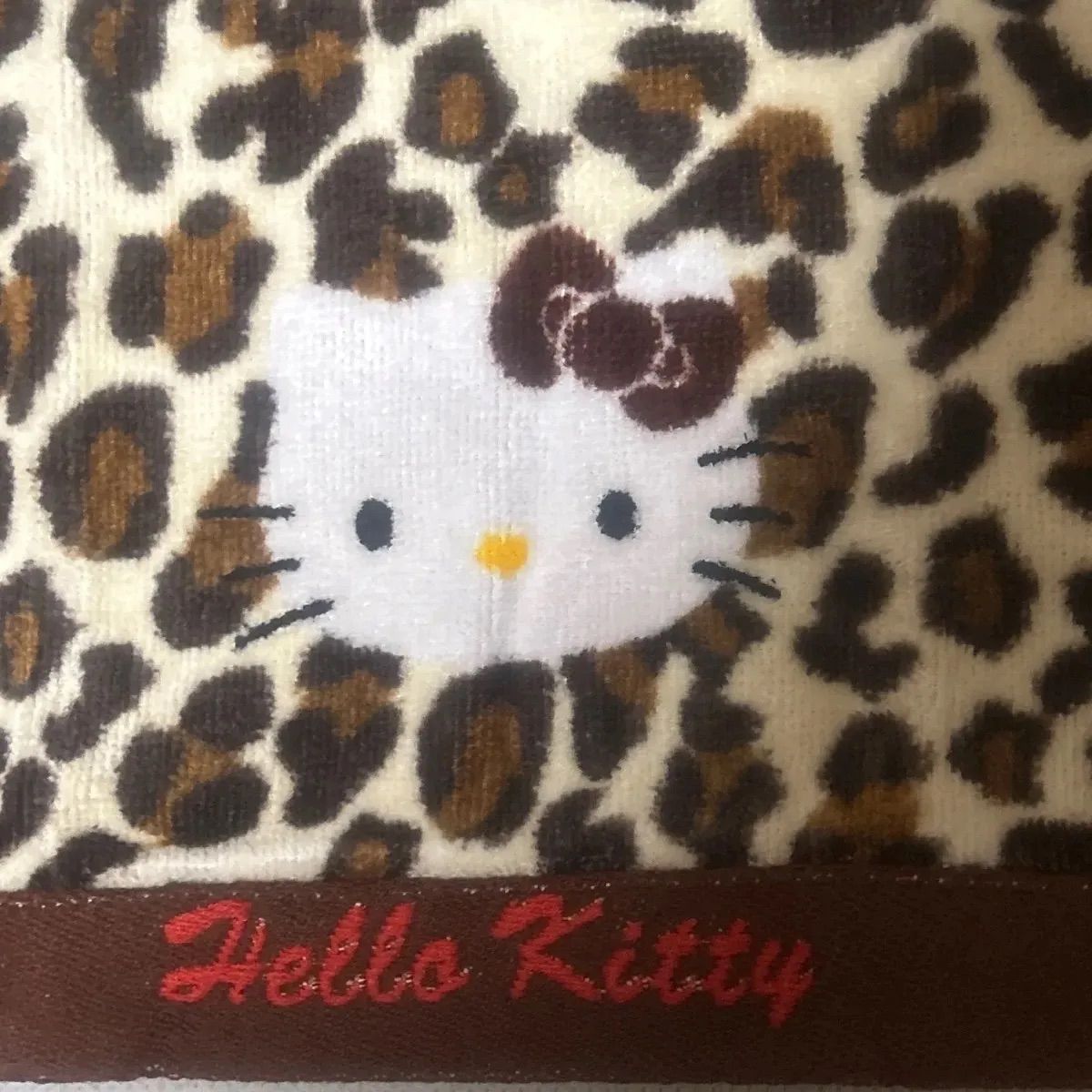 Hello kitty 2001 ハンドタオル アニマル ヴィンテージ品 - メルカリ