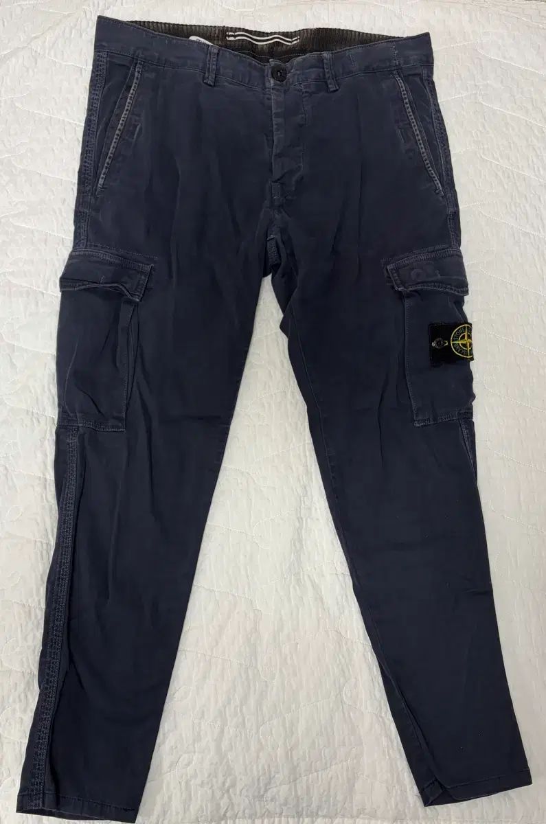 STONE ISLAND ストーンアイランド ワッペン カーゴ パンツ ネイビー