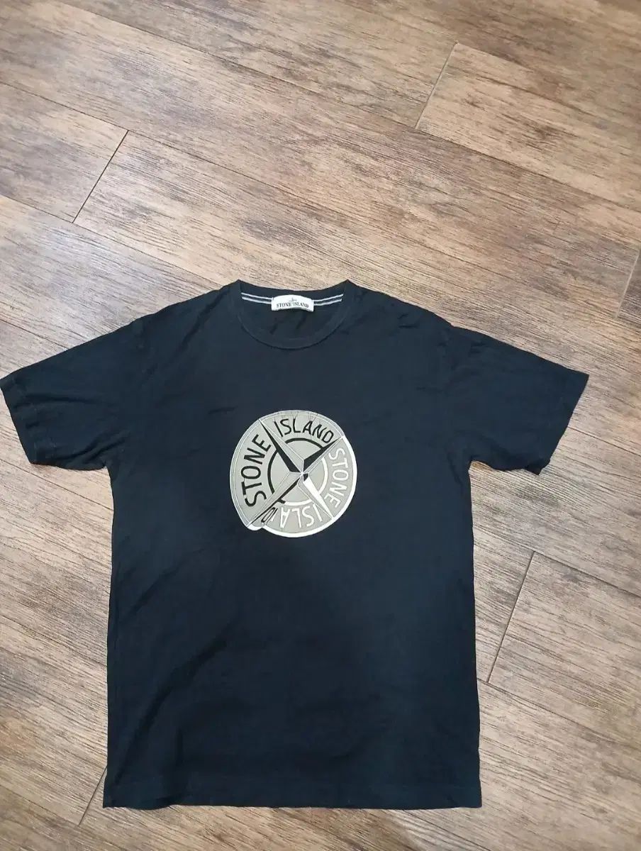 STONE ISLAND ストーンアイランド 半袖 Tシャツ ブラック 10,056円