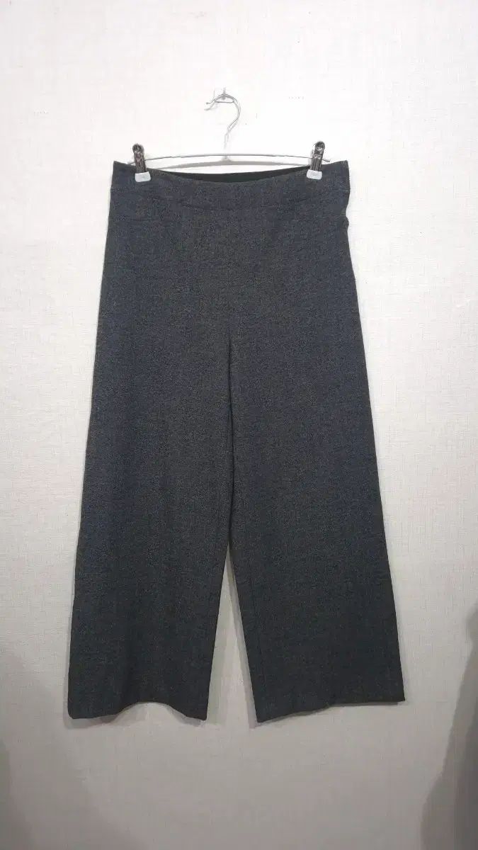 TIME ウールブレンド ワイド クロップドパンツ (チャコール) 6,865円