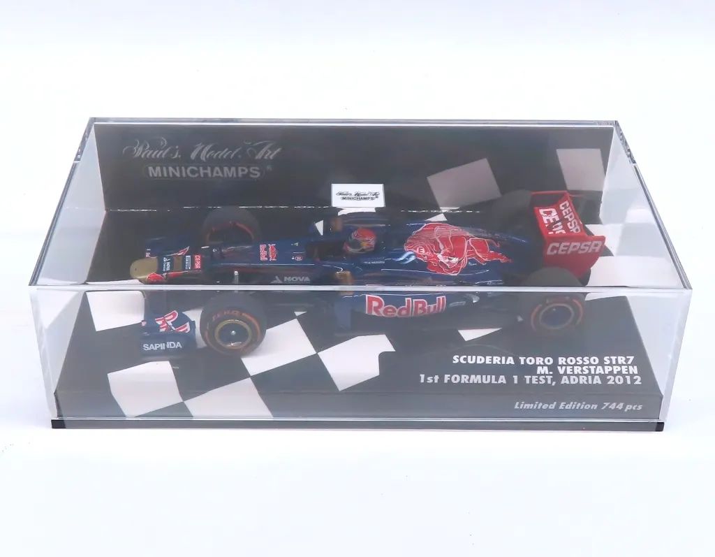 【新品】ミニカー 1/43 スクーデリア トロ ロッソ STR9 マックス・フェルスタッペン アドリア F1 ファーストテスト 2014.9.10 [417149933]