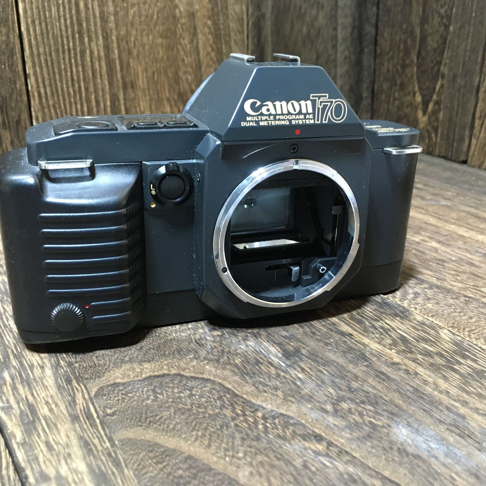 【中古】(キヤノン) Canon T70 ボディ キャノン Canon T70 フィルムカメラ ボディ - メルカリ