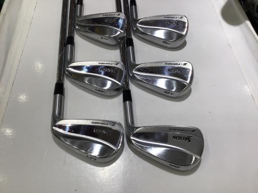 【中古】 ダンロップ SRIXON Z-FORGED 6S アイアンセット IR 純正特注シャフト (フレックスX) メンズ 男性用 右利き 右用 Cランク ゴルフクラブ