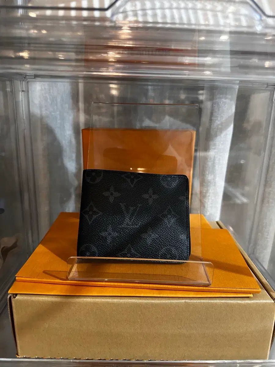 25fw ルイヴィトン エクリプス リング級 マルチプル ウォレット 59,863円