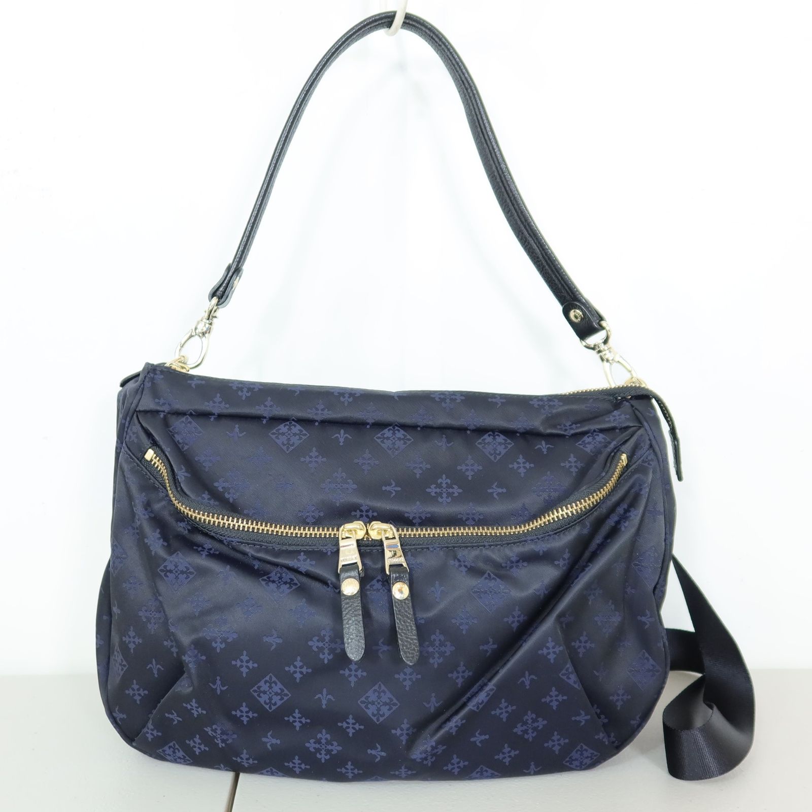 【美品】russet ラシット★大人可愛い！ 大きめポケット 2WAYバッグ 斜め掛けOK ネイビー系　＊ba187
