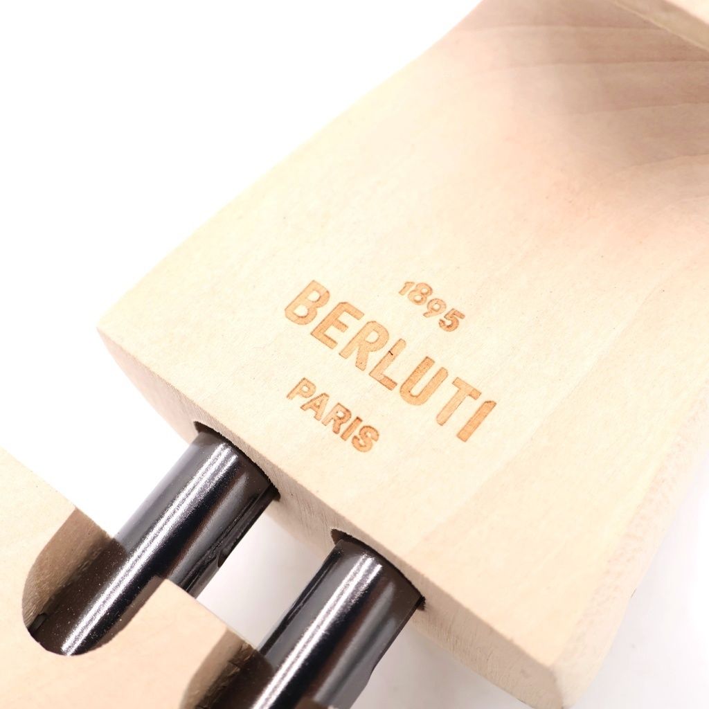 Berluti (ベルルッティ) シューツリー シューキーパー ベージュ - メルカリ