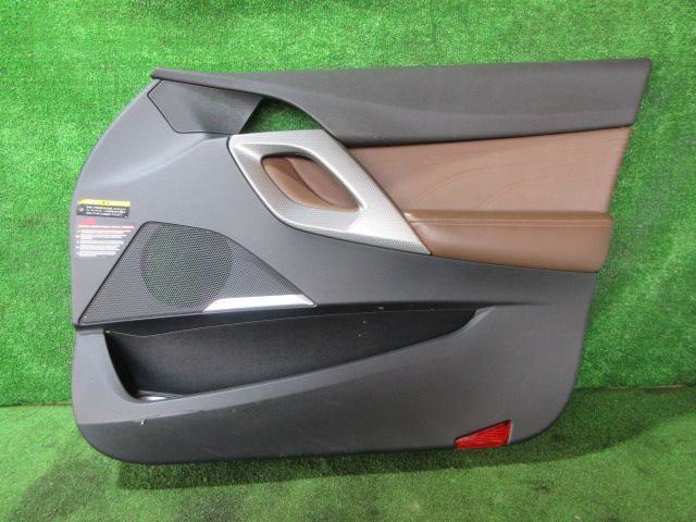 右　フロントドア　内張り 　シトロエン 　ABA-B85F02 H24年　 HSP0213-C-12-R