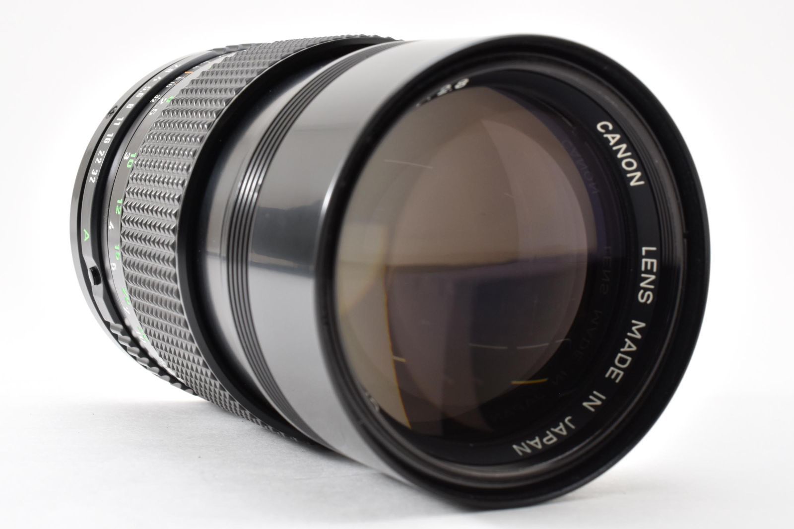 Canon New FD 135mm F2.8 FDマウント 単焦点望遠レンズ 前後キャップ付