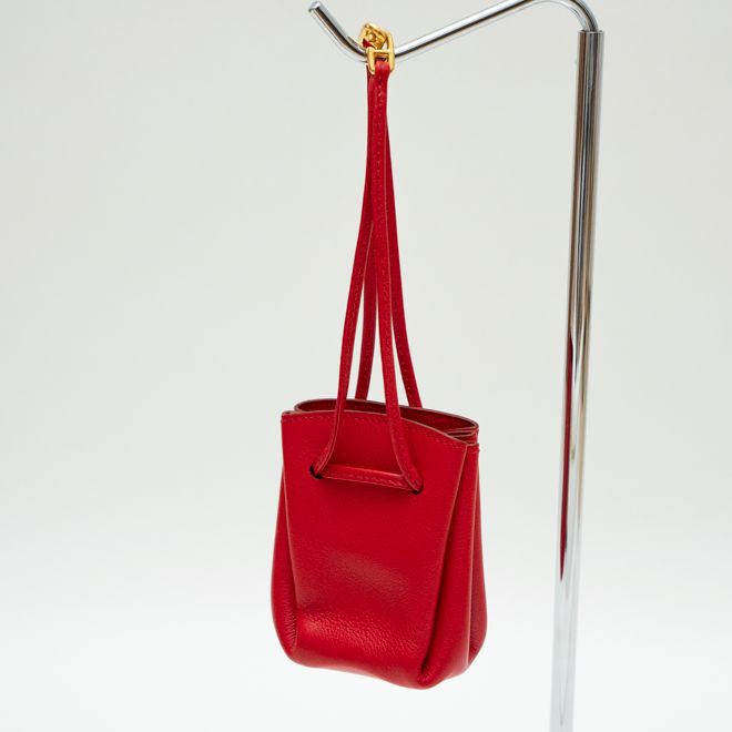 HERMES エルメス ヴェスパ ポーチ レッド 赤 レザー 巾着 ミニポーチ