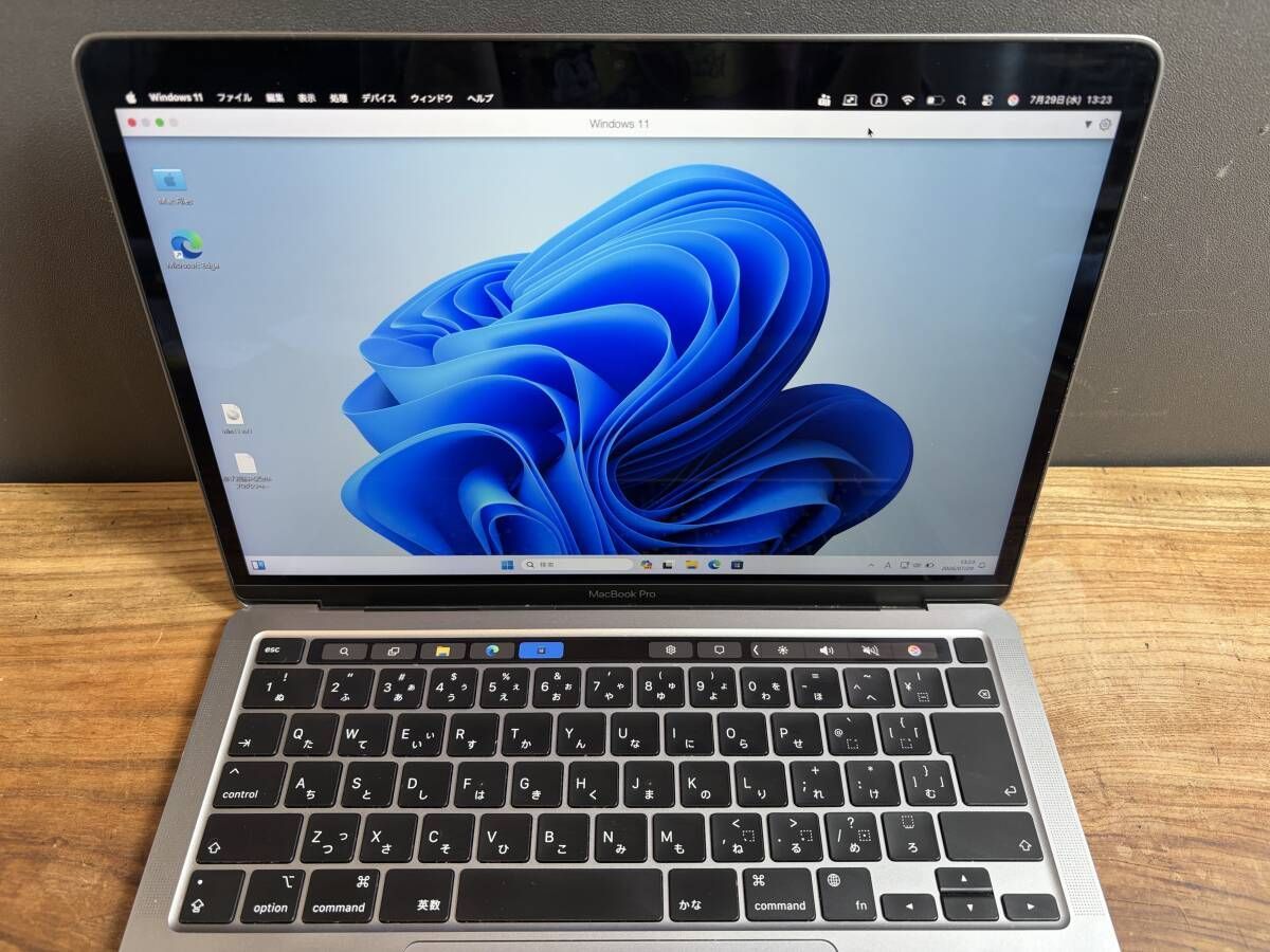 良品］Apple MacBook Pro 13インチ 2022 / M2 8コア / メモリ16GB