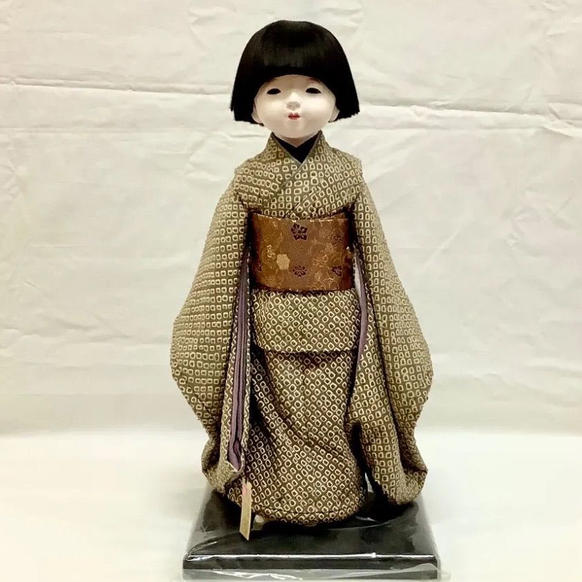 アウトレット商品】市松人形 男の子 久楽朋 34cm 袖薄茶 総絞り鹿の子
