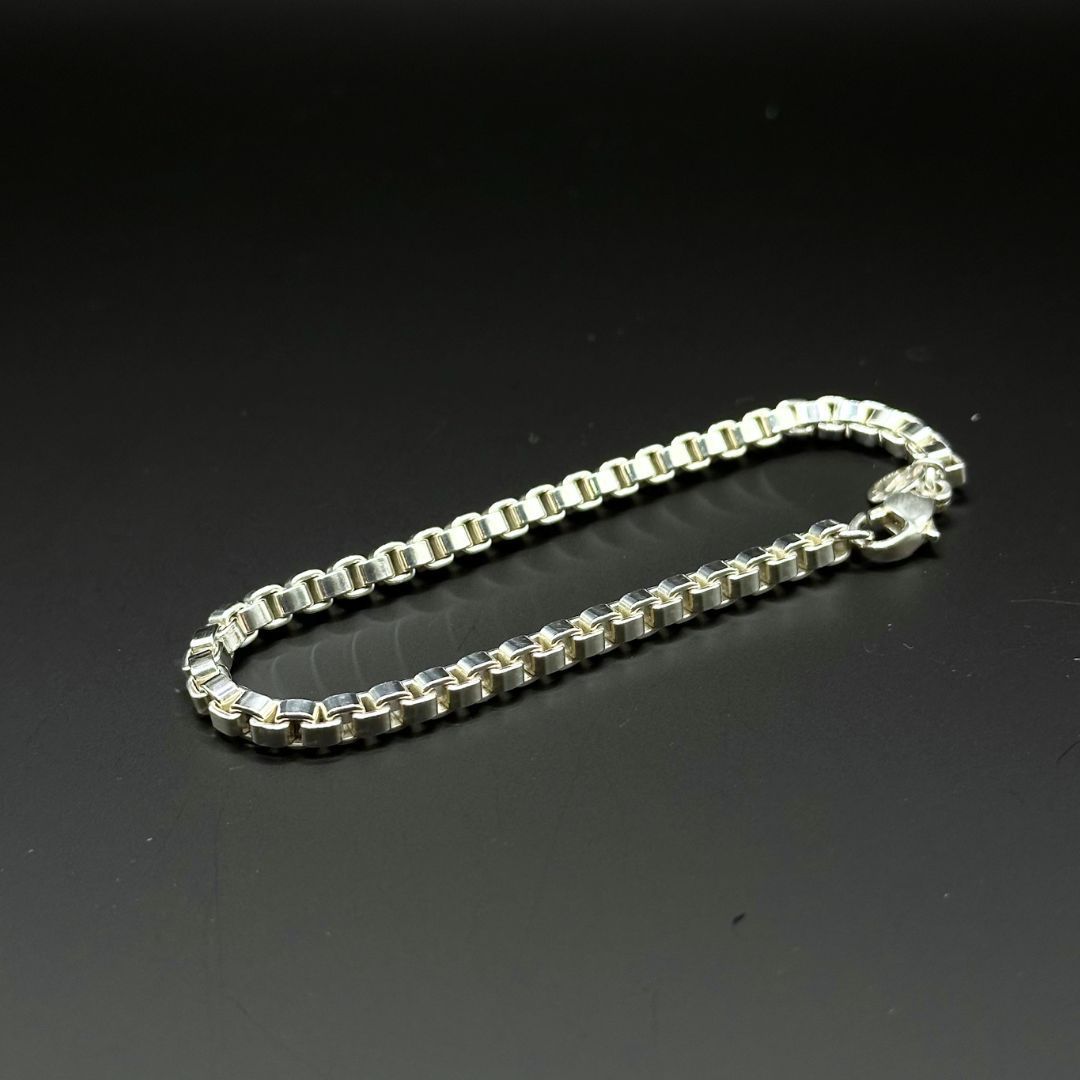 美品】Tiffany & Co ベネチアン ブレスレット シルバー SV925 - メルカリ