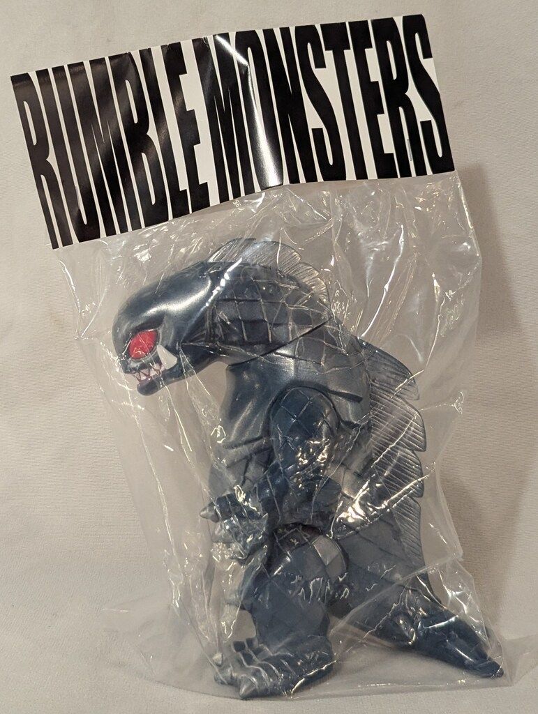 RUMBLEMONSTERS 決闘怪獣 バップドラゴン 紺成型/銀/赤 6,574円