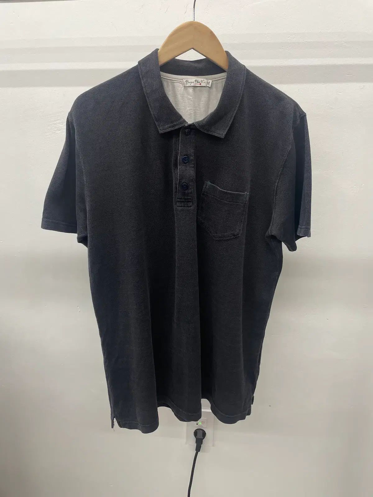 バーガースプラス Burgus Plus 半袖 KARA Tシャツ XL サイズ