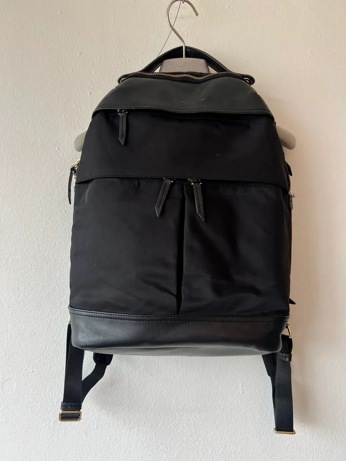 TARGUS ニューポート ブラック 15インチ カジュアルバックパック デイリーバックパック